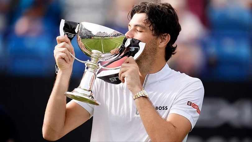 Taylor Fritz đăng quang tại Eastbourne
