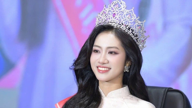 Hà Trúc Linh trưởng thành từ sự nghiêm khắc của bố mẹ