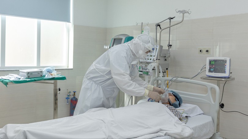 Đảm bảo điều trị và dự phòng lây chéo bệnh truyền nhiễm