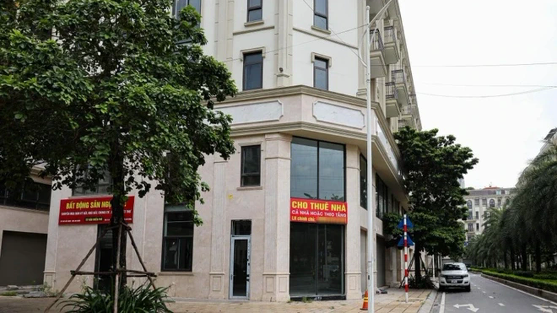 Nhiều shophouse bỏ trống do không có khách thuê
