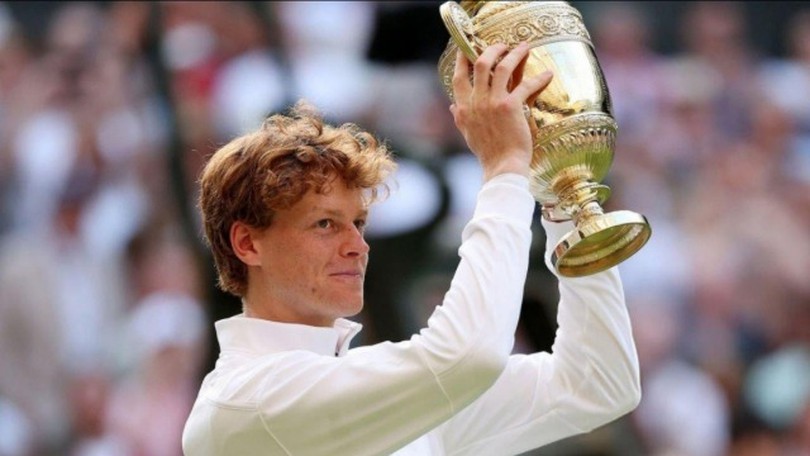 Jannik Sinner bỏ xa Alcaraz trên BXH ATP