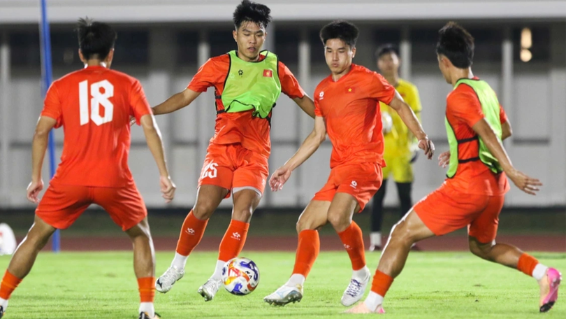 U23 Việt Nam nâng khối lượng tập luyện