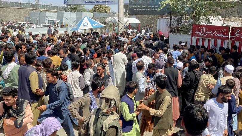 Anh bí mật tái định cư hàng ngàn người Afghanistan