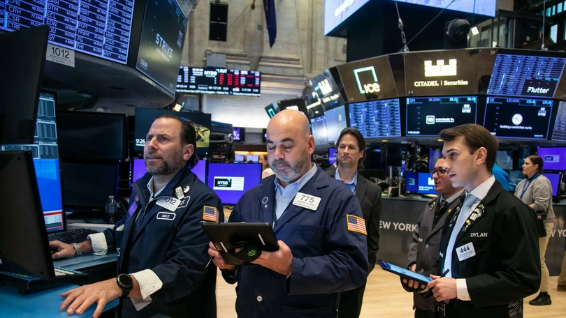 Nasdaq lập đỉnh mới phiên thứ 5 trong 6 phiên gần nhất