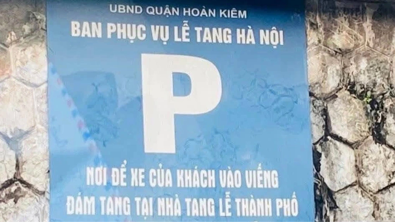 Xử phạt người phụ nữ trông giữ phương tiện trái phép