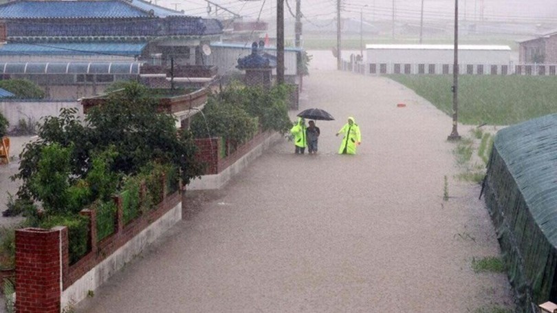 Hàn Quốc họp khẩn tìm biện pháp ứng phó mưa lớn