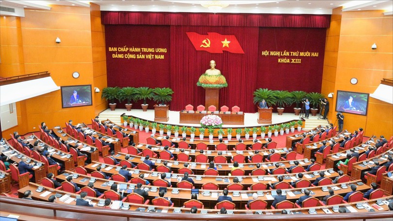 Thông cáo báo chí ngày làm việc thứ hai Hội nghị TW 12