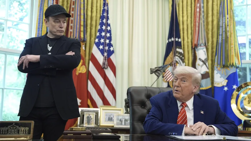 Tổng thống Donald Trump dọa trục xuất tỷ phú Elon Musk