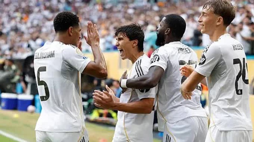 Real Madrid giành quyền vào tứ kết FIFA Club World Cup