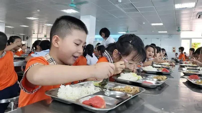 Hơn 3.000 tỷ đồng hỗ trợ bữa ăn bán trú