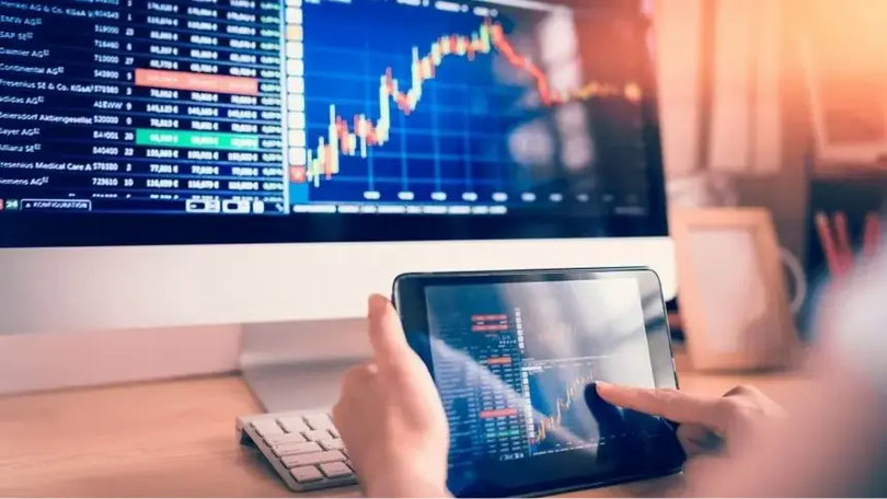 Chứng khoán ngày 25/7: VN-Index vượt 1.530 điểm