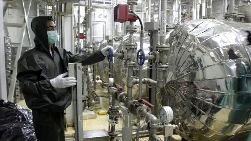 Iran nối lại đàm phán hạt nhân với nhóm E3