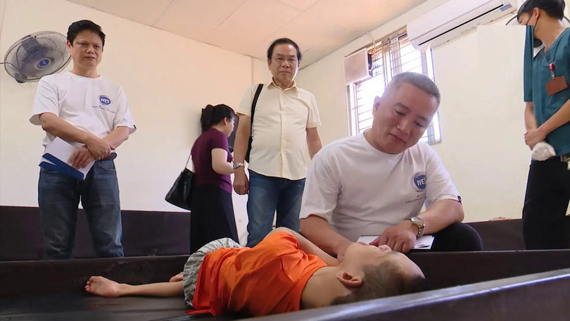 Người Viện trưởng tài năng với tấm lòng nhân ái | Người tốt quanh ta | 26/07/2025