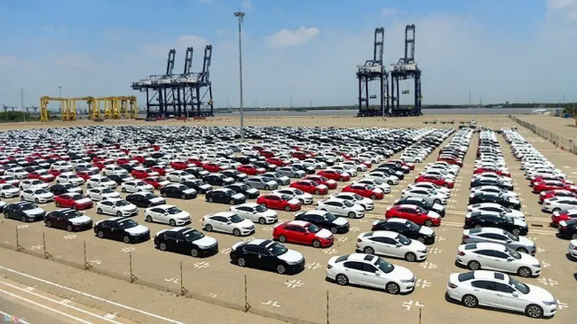 Nhập khẩu ô tô nửa đầu năm tăng gần 40%