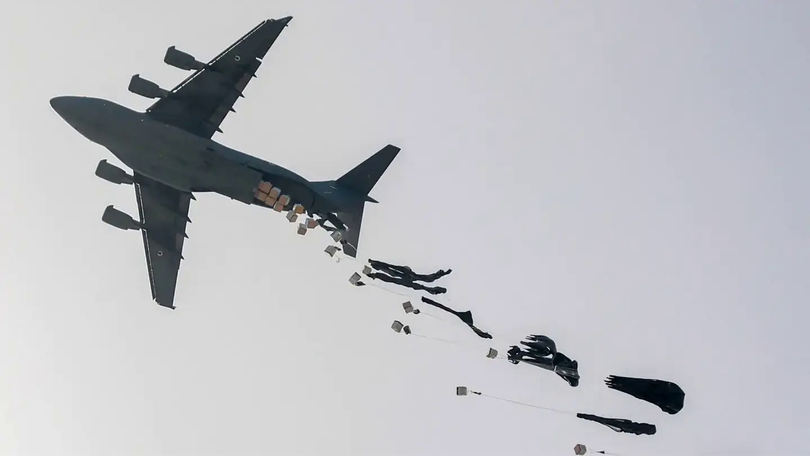 Israel thả hàng cứu trợ cho Gaza: Nhân đạo hay hình thức?