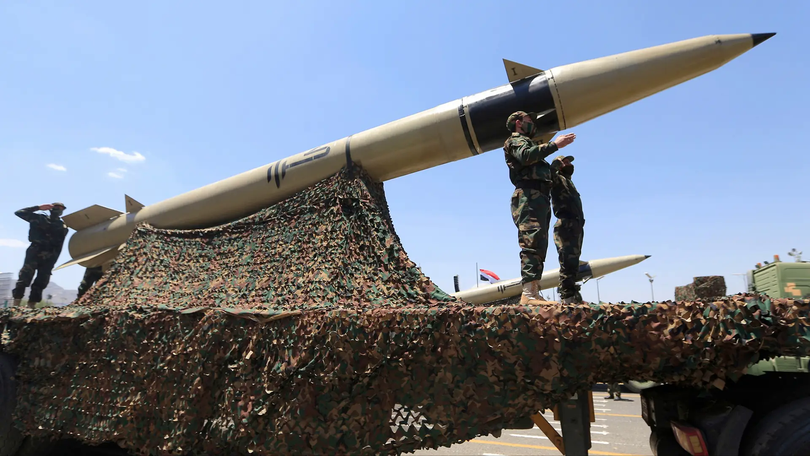 Houthi đe doạ tấn công mọi tàu liên quan đến Israel