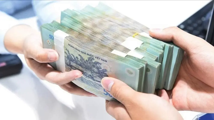 Tiền gửi ngân hàng lập kỷ lục, vượt 15 triệu tỷ đồng