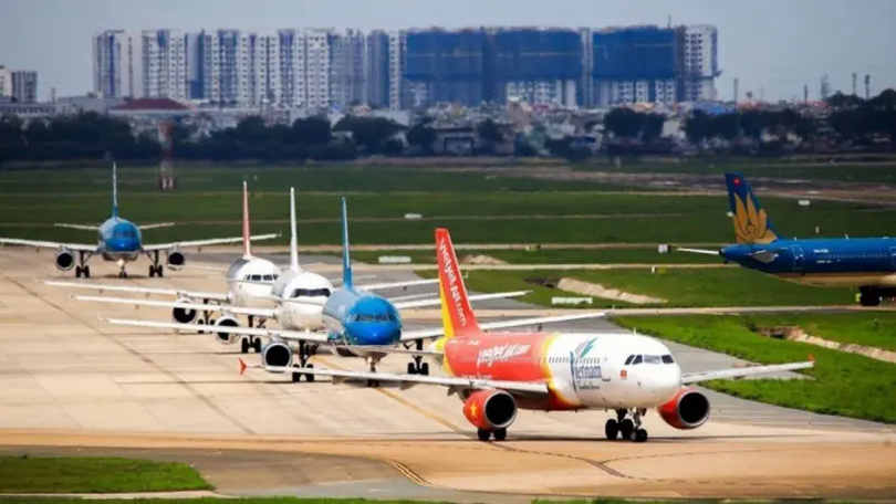 Hơn 16 triệu lượt khách qua Cảng Nội Bài nửa đầu năm
