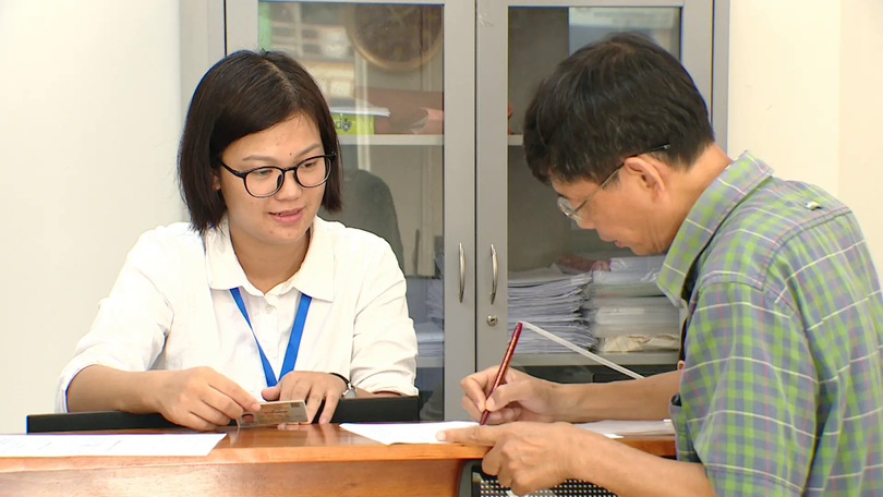 Công chức phường đổi mới công tác phục vụ nhân dân