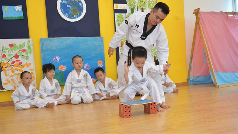 'Hoàng tử quyền Taekwondo' gây dựng phong trào cộng đồng