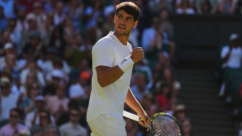 Carlos Alcaraz giành quyền vào vòng 4 Wimbledon