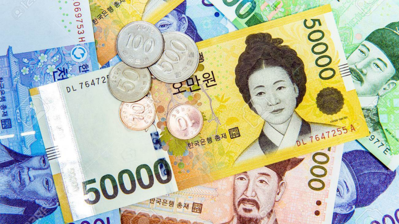Hàn Quốc phát tiền mặt cho dân để kích cầu kinh tế