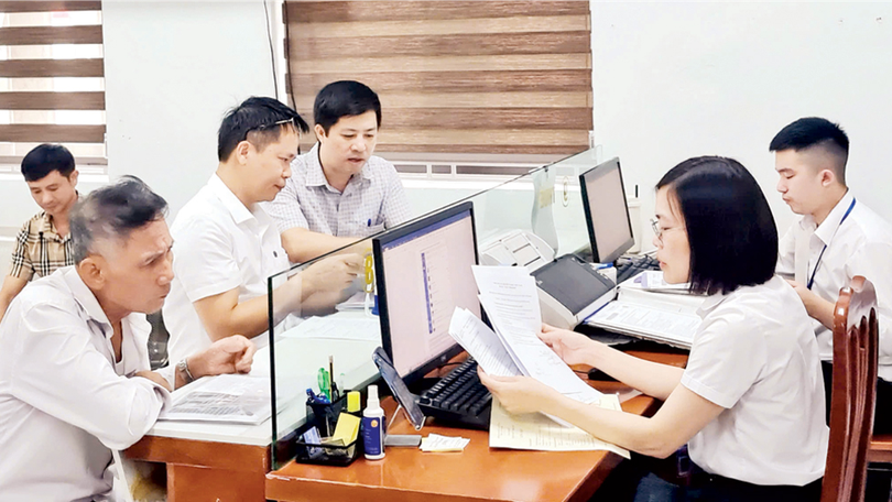 Gần 200 cán bộ về cơ sở giải quyết thủ tục đất đai