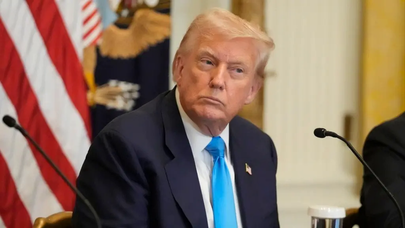 Ông Trump áp thuế 10-41% lên hàng chục đối tác