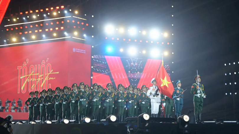 Hơn 50.000 người hòa chung ‘Tổ quốc trong tim’