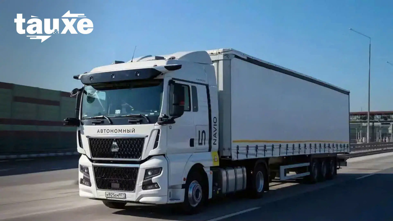 Xe tải tự lái chinh phục 1.600 km trong 24 giờ | Bản tin Tàu và Xe | 14/08/2025