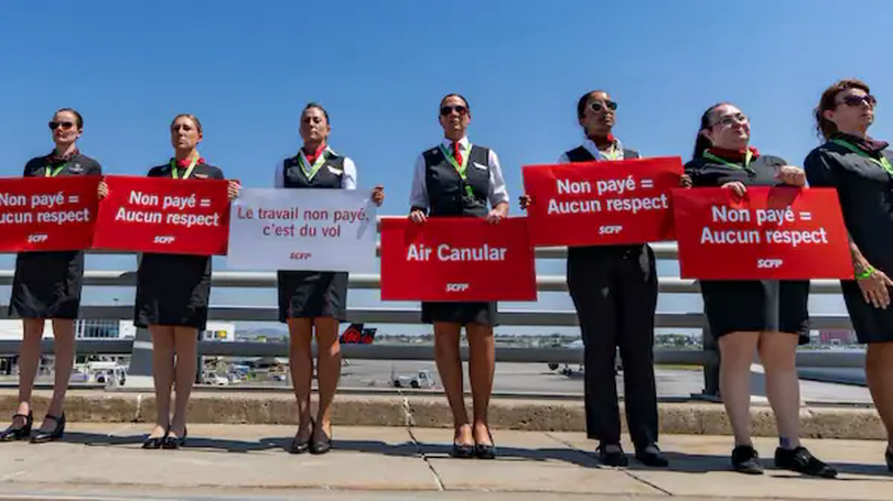 Air Canada hủy hàng chục chuyến bay do tiếp viên đình công