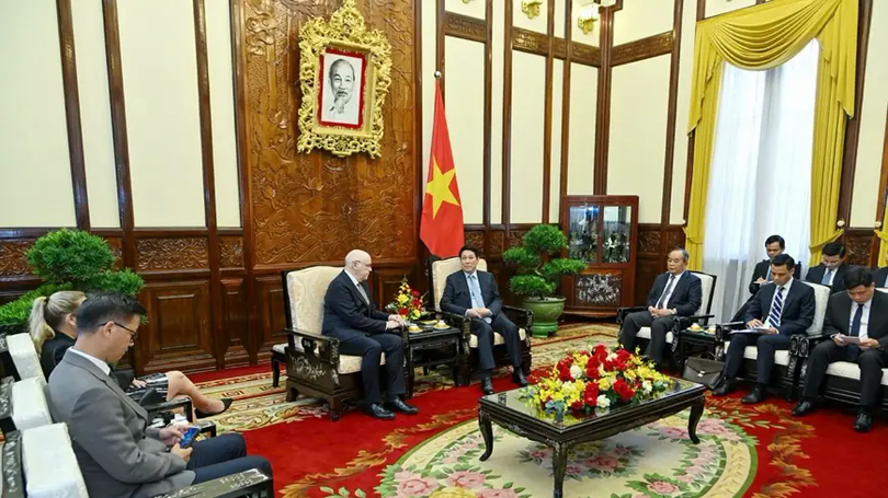 Đại sứ Phần Lan chào từ biệt Chủ tịch nước Lương Cường