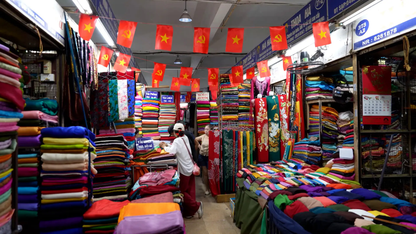 Giữ lửa chợ Đồng Xuân trong ngày hè nắng nóng