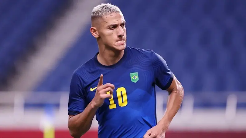 Richarlison tỏa sáng giúp Tottenham hủy diệt Burnley