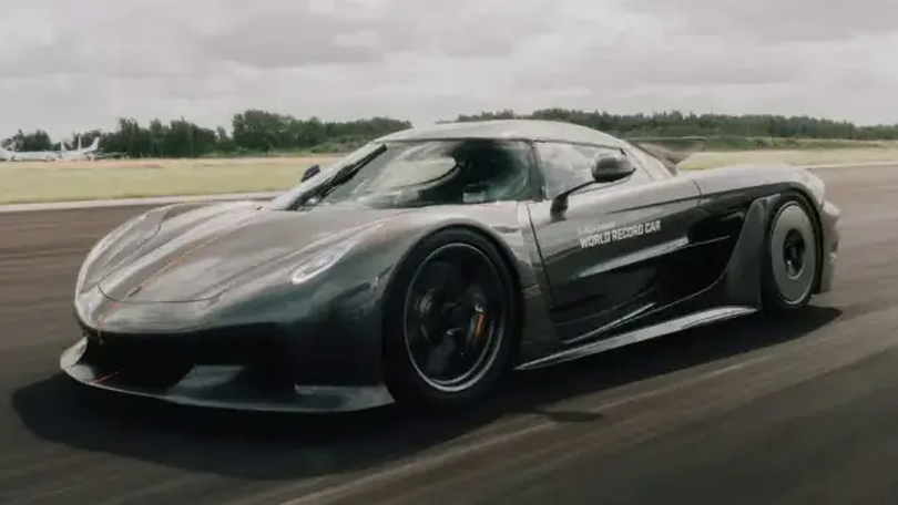 Koenigsegg Jesko Absolut lập kỷ lục tốc độ mới