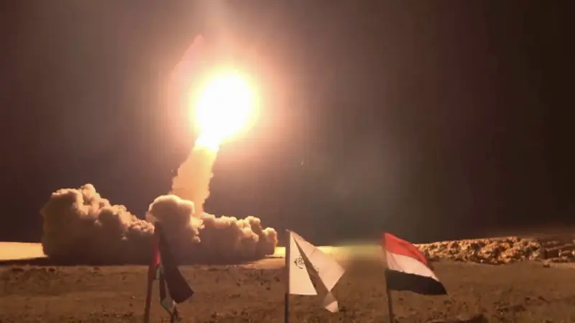 Houthi phóng tên lửa đạn đạo tấn công sân bay Israel