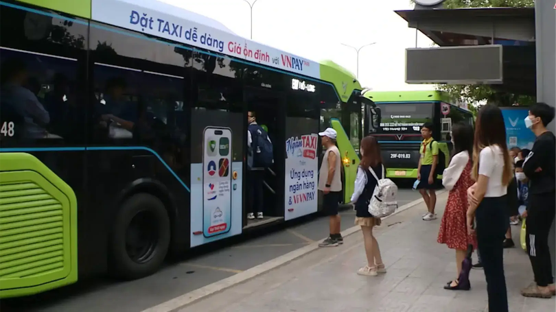 Hà Nội hướng tới phát triển giao thông xanh | Thủ đô và thế giới | 02/08/2025