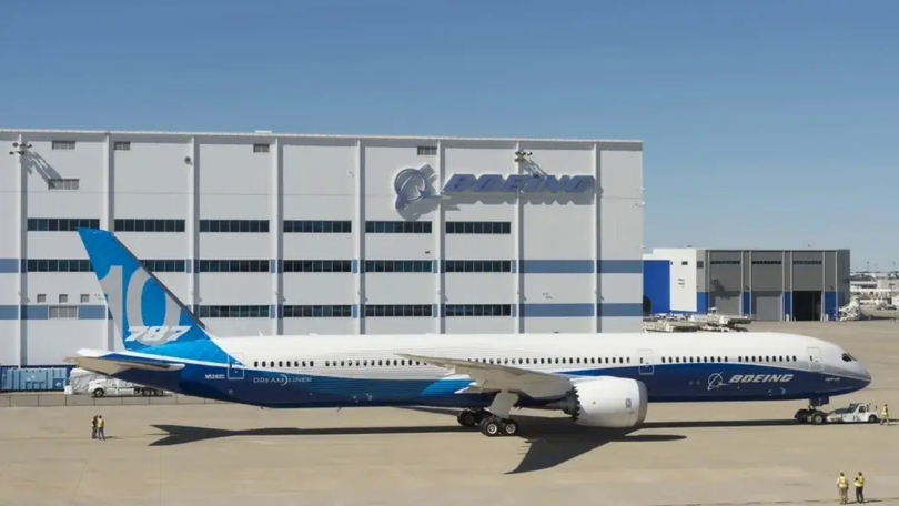 Cảnh báo mất an toàn với một số máy bay Boeing 787