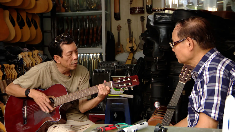 Phố đàn Hào Nam