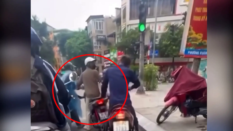 Dàn cảnh va chạm giao thông để trộm cắp