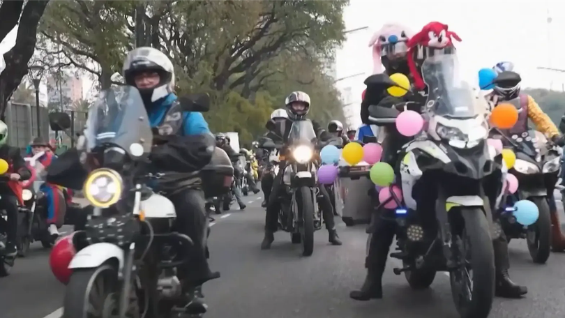 Argentina: Diễu hành mô tô vì trẻ em Garrahan