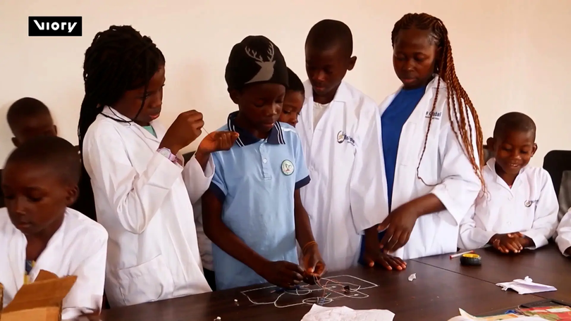Trại hè Yaounde gieo mầm STEM cho thế hệ trẻ
