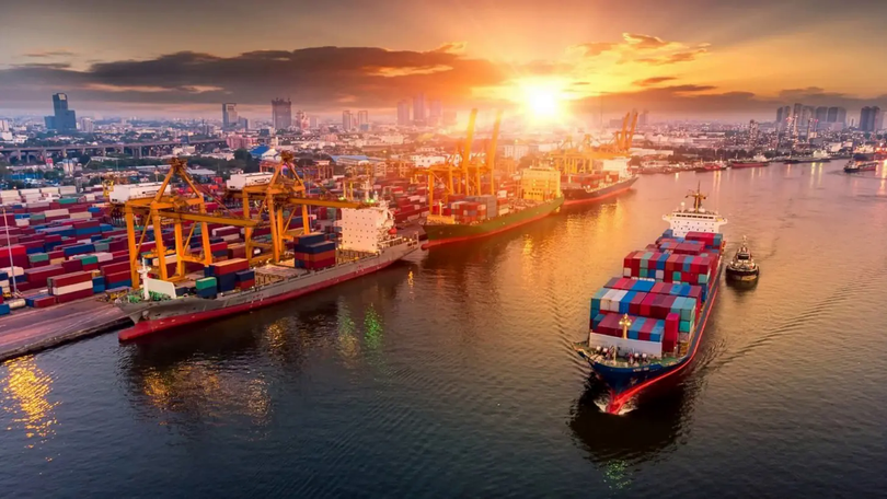 Tổng giá trị xuất khẩu của Việt Nam vượt 280 tỷ USD