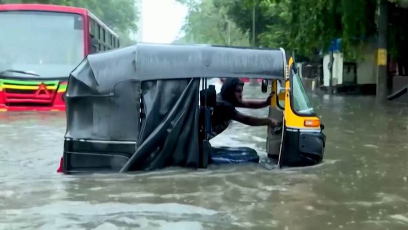 Mưa lớn cực đoan tàn phá các quốc gia Nam Á