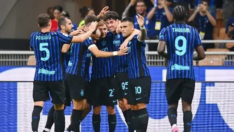Inter Milan khởi đầu Serie A bằng trận thắng đậm