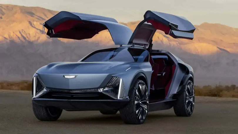 Cadillac ra mắt SUV điện chống cát để đi trên sa mạc
