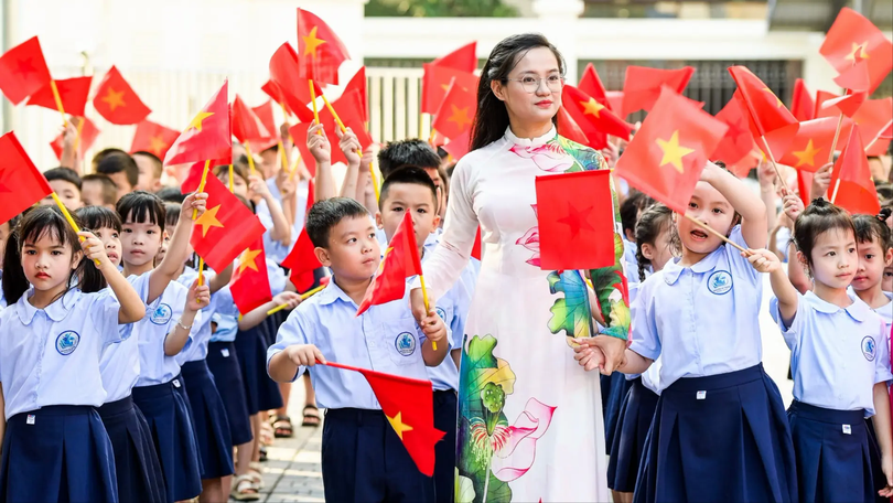 Không để việc mua đồng phục là áp lực với phụ huynh