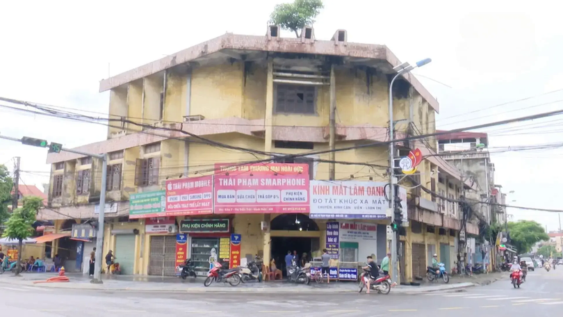 Lãng phí tại Trung tâm thương mại Hoài Đức