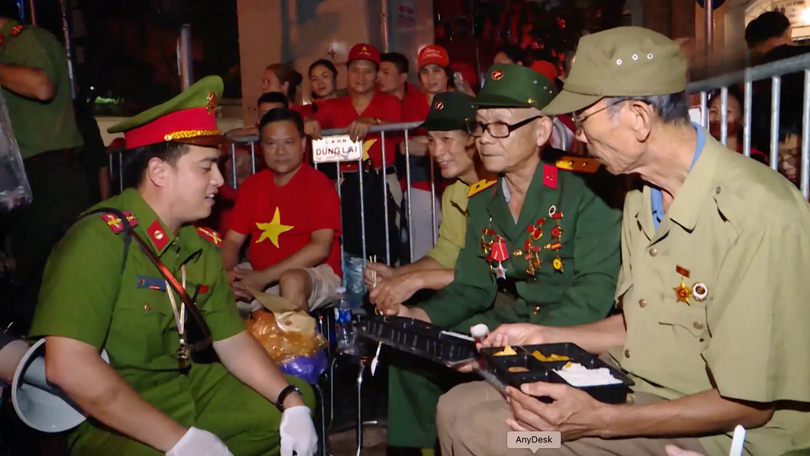 Những hình ảnh xúc động về Công an Thủ đô tại A80