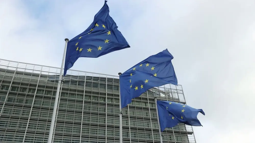 EU hoãn áp thuế trả đũa hàng hóa Mỹ trong 6 tháng